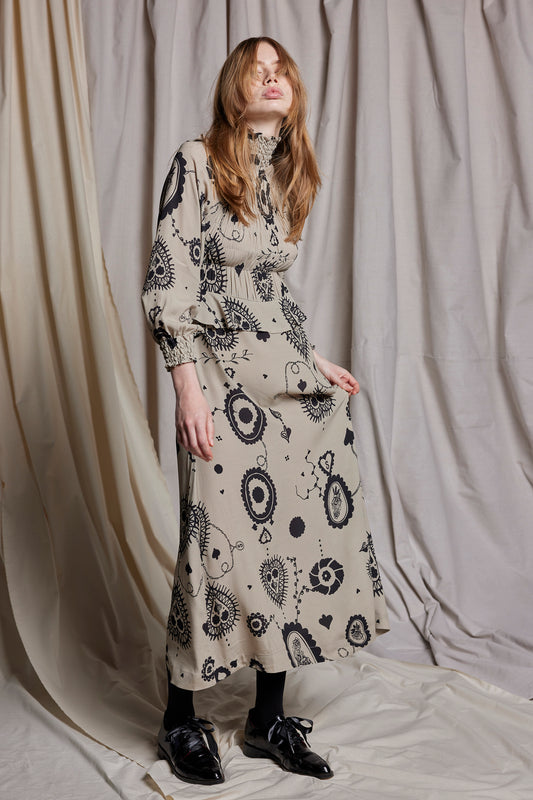 FEMME FATALE DRESS - STONE CAMEO PRINT