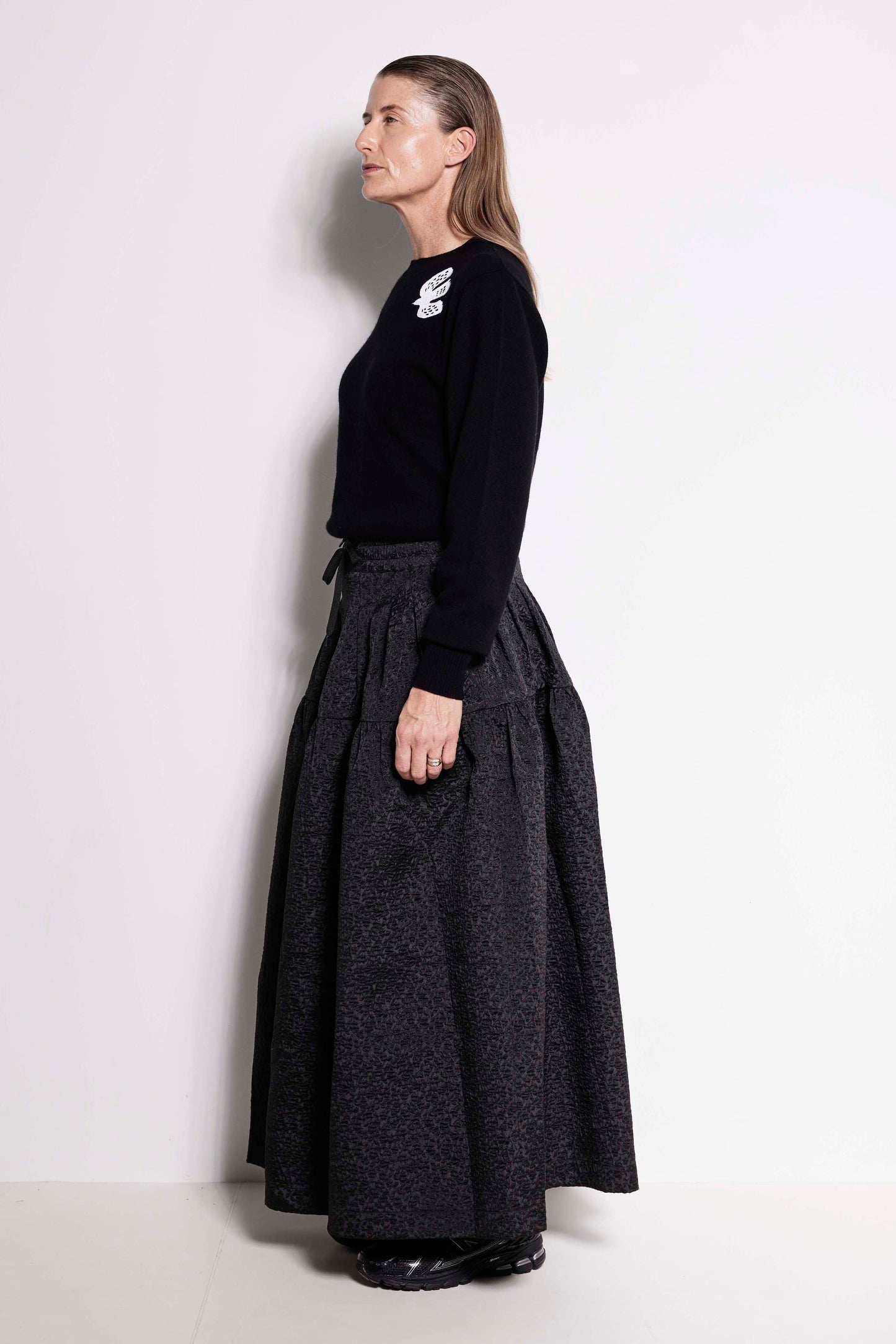 Swallow Cashmere Crew – Black long sleeve crew neck jumper with embroidery detail