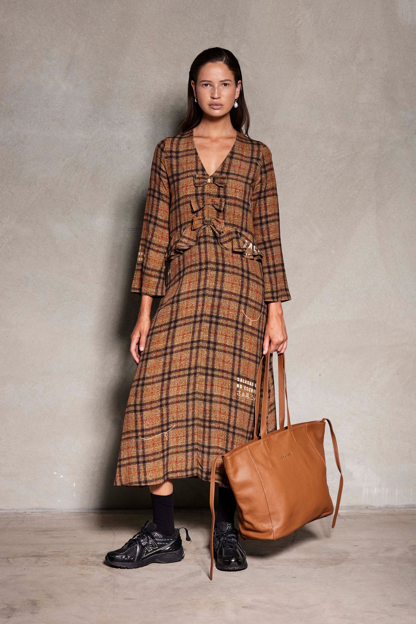 Bow Tie Dress - Full length V-neck flute sleeve dress