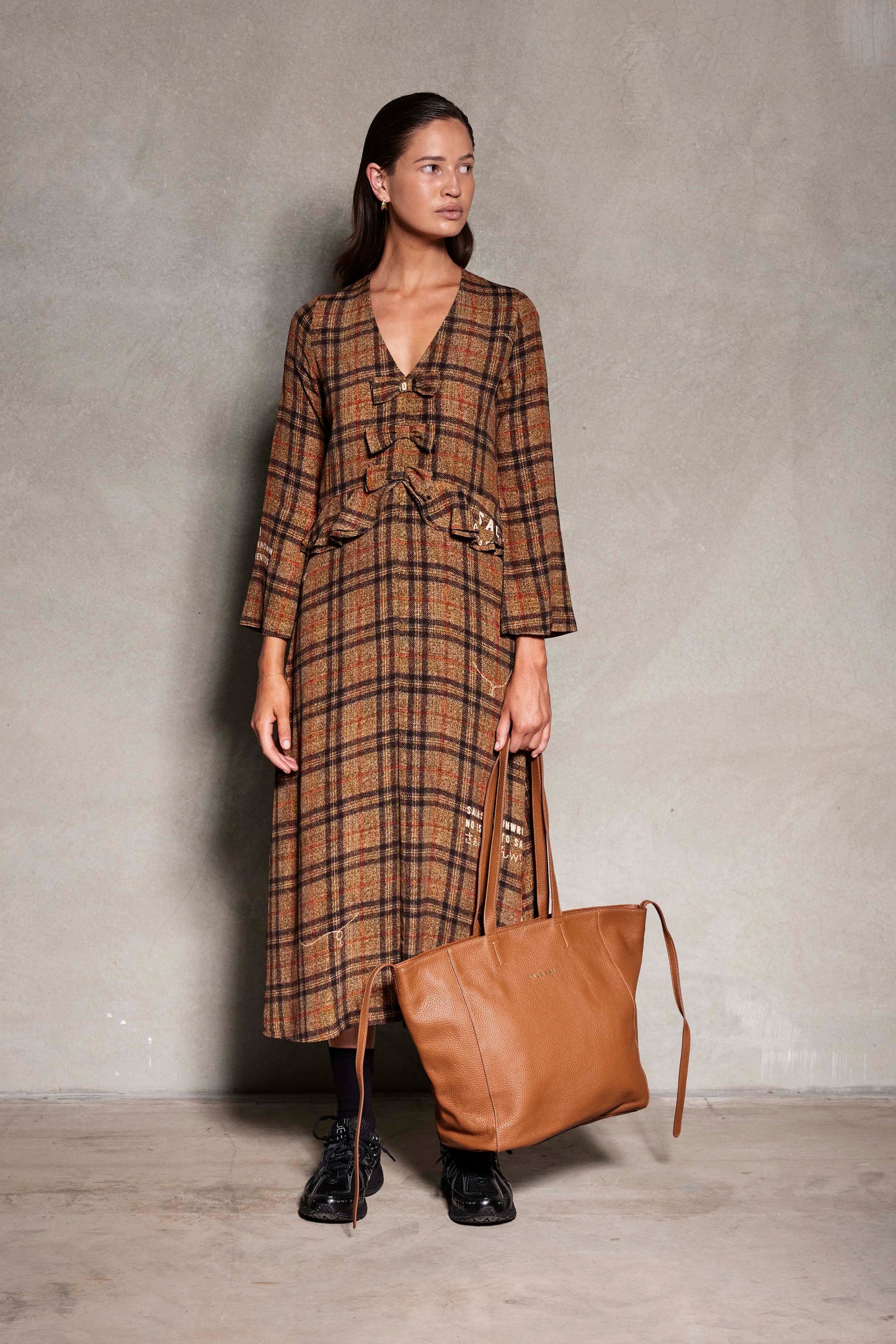 Bow Tie Dress - Full length V-neck flute sleeve dress