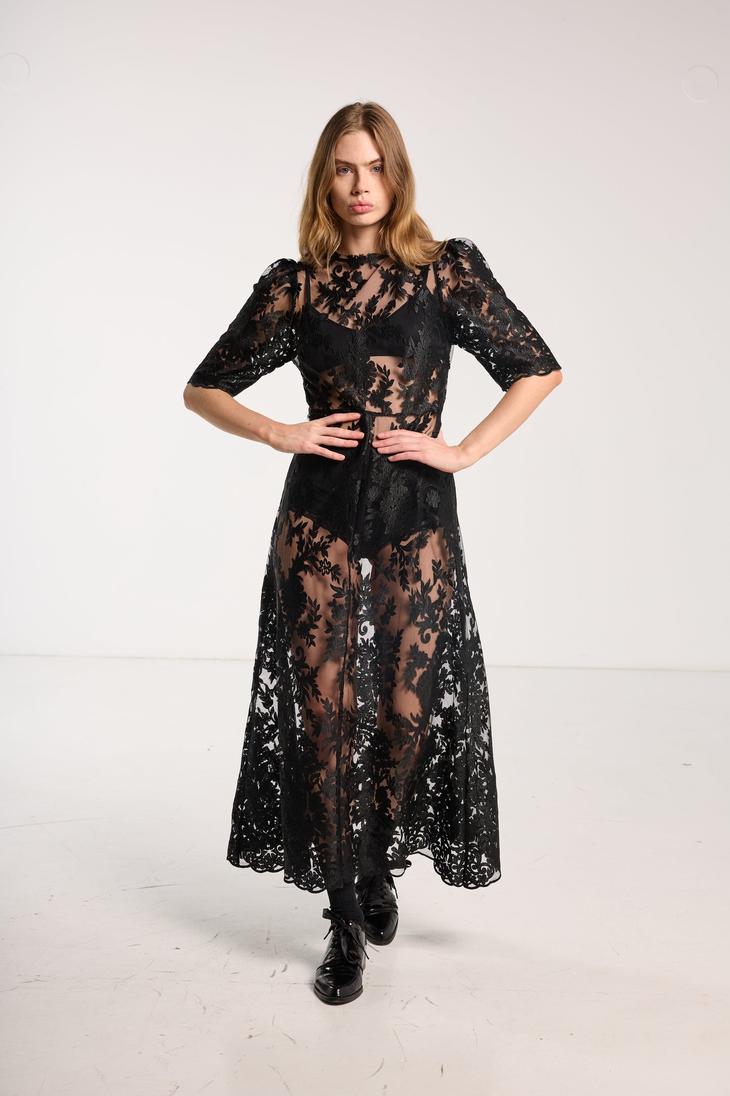Paloma Lace Dress - Black
