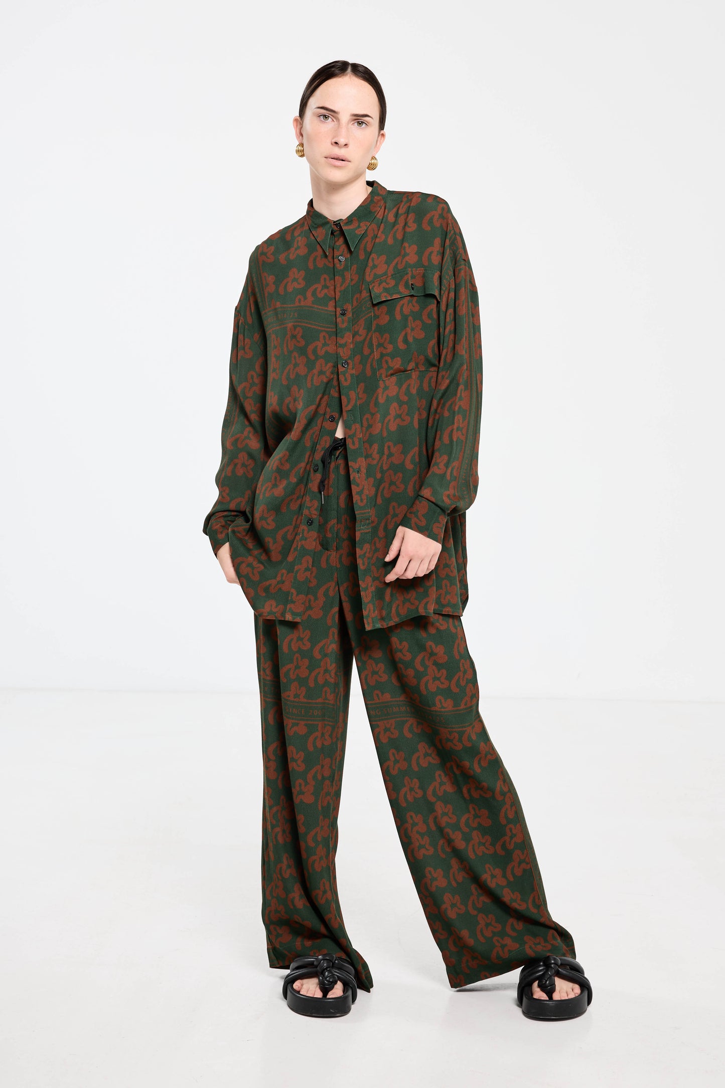 Country Club Pant - Green Pop Palm