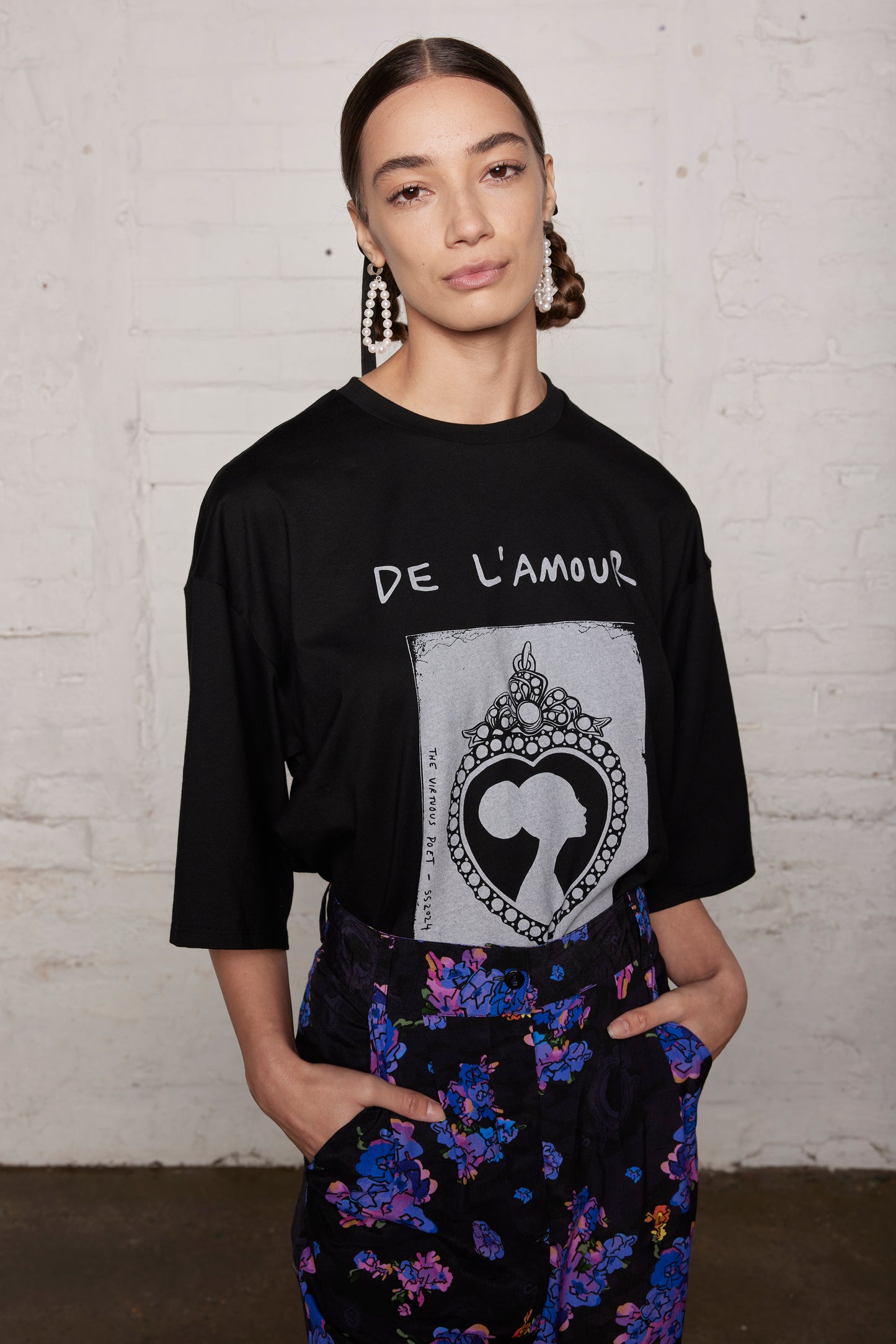 DE'LAMOUR T UNISEX - BLACK