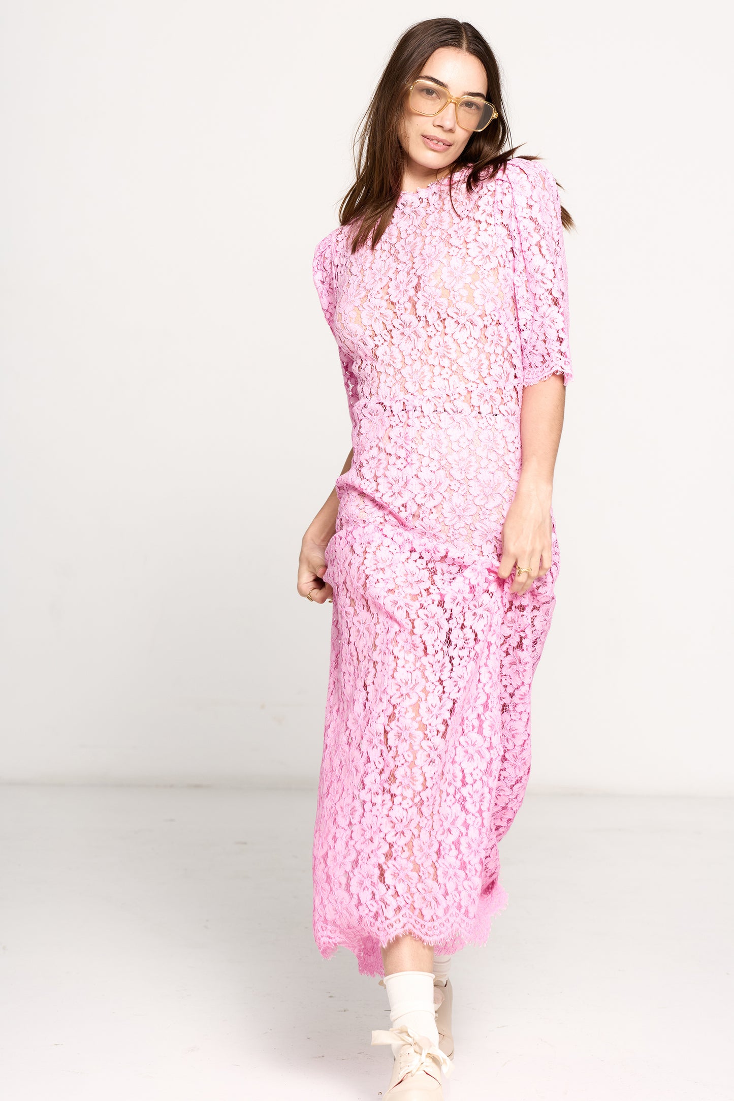 War of Hearts Dress - Pink Embroidered Lace