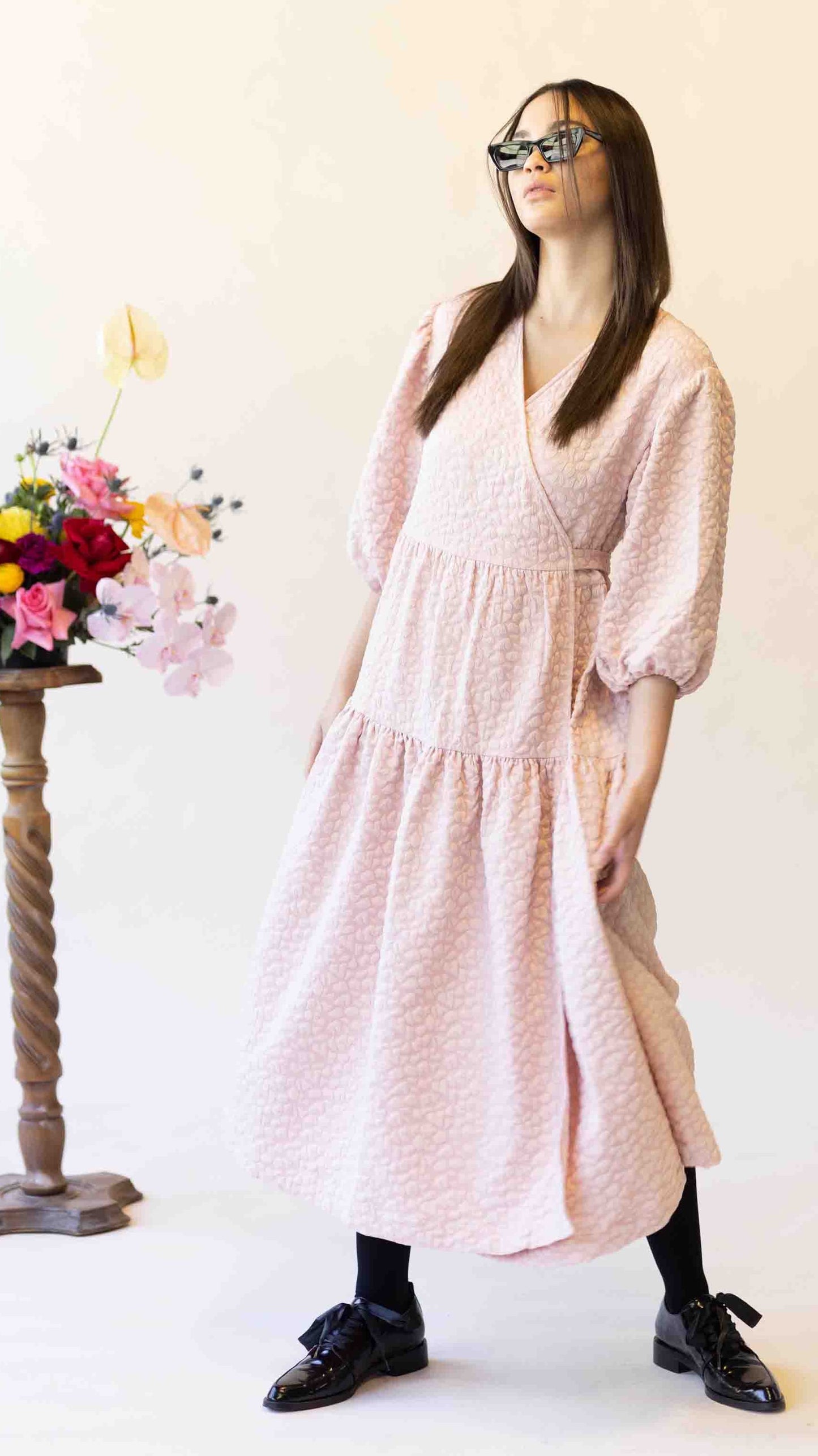 HEAVY HEARTS WRAP DRESS - PINK