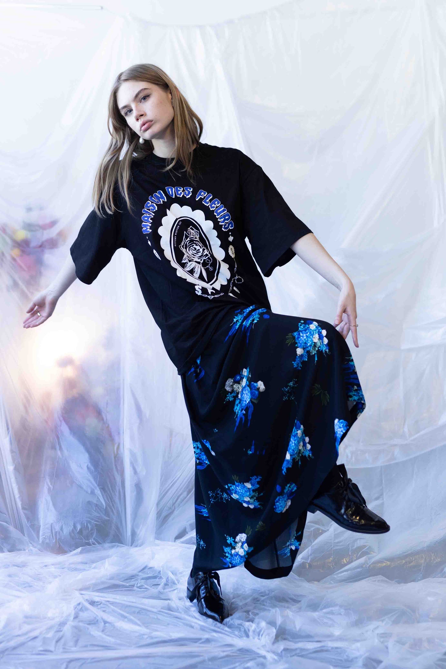 MAISON DES FLEURS UNISEX TEE - BLACK