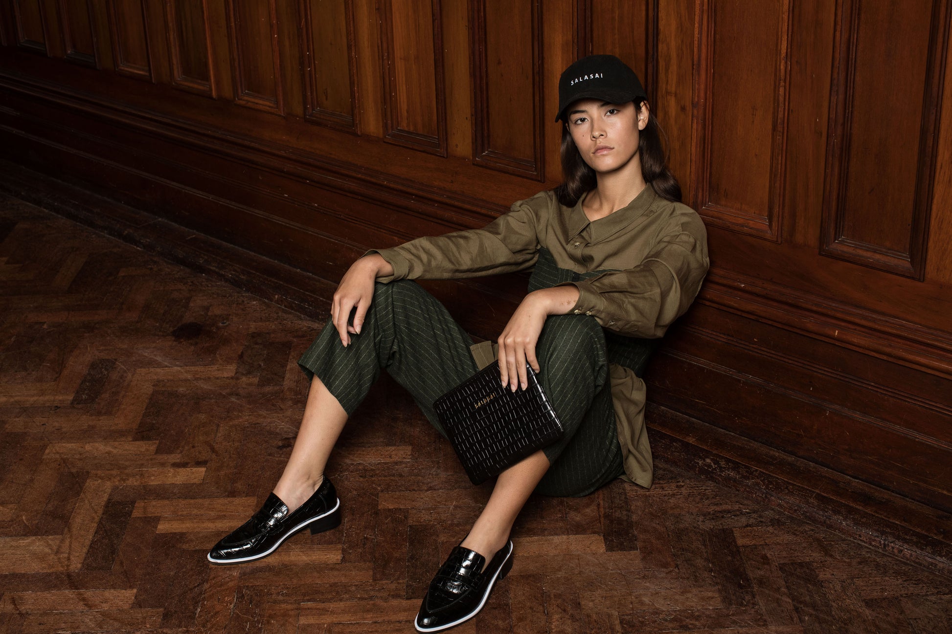 CLUTCH AND CARD HOLDER - BLACK ETHICAL CROC LEATHER