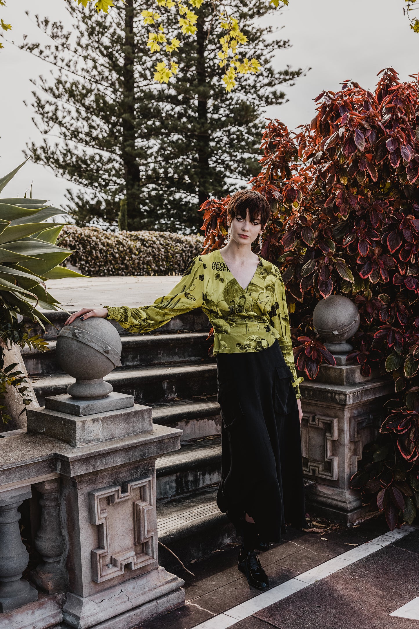 HEARTS ON FIRE WRAP TOP - NEON PRINT