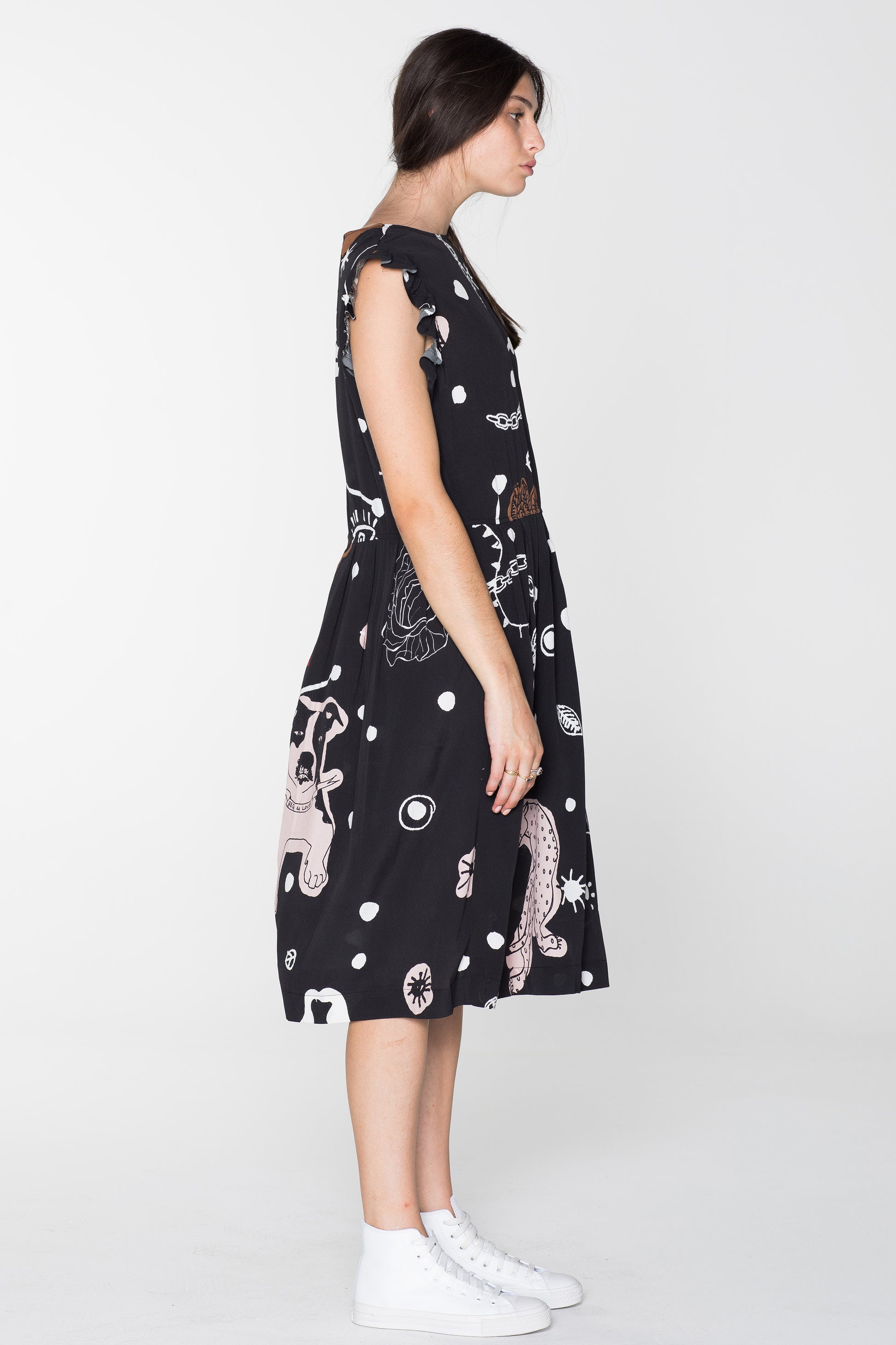 DOMESTIC DRESS - BLACK CHAIN N HOUND PRINT