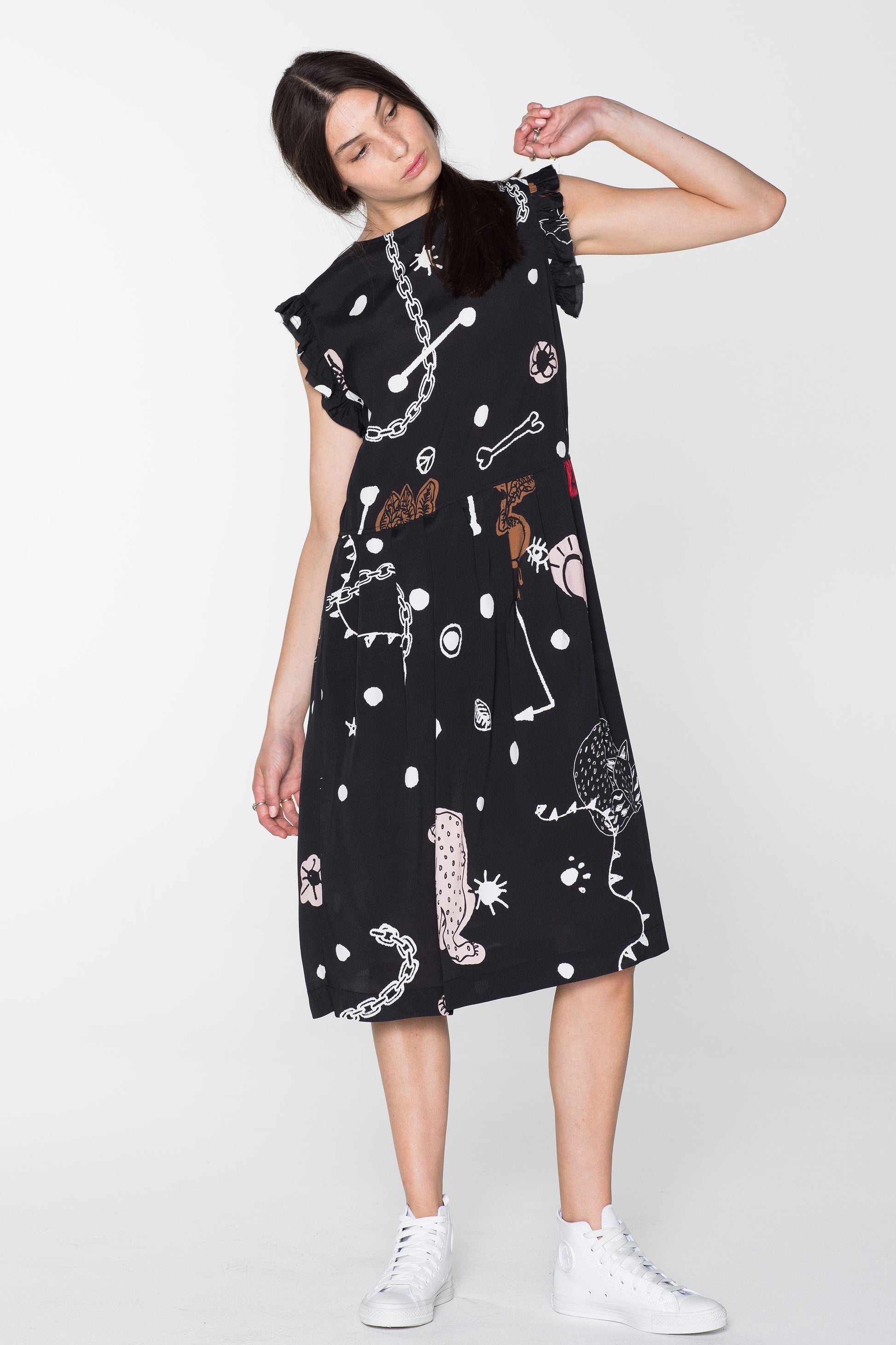 DOMESTIC DRESS - BLACK CHAIN N HOUND PRINT