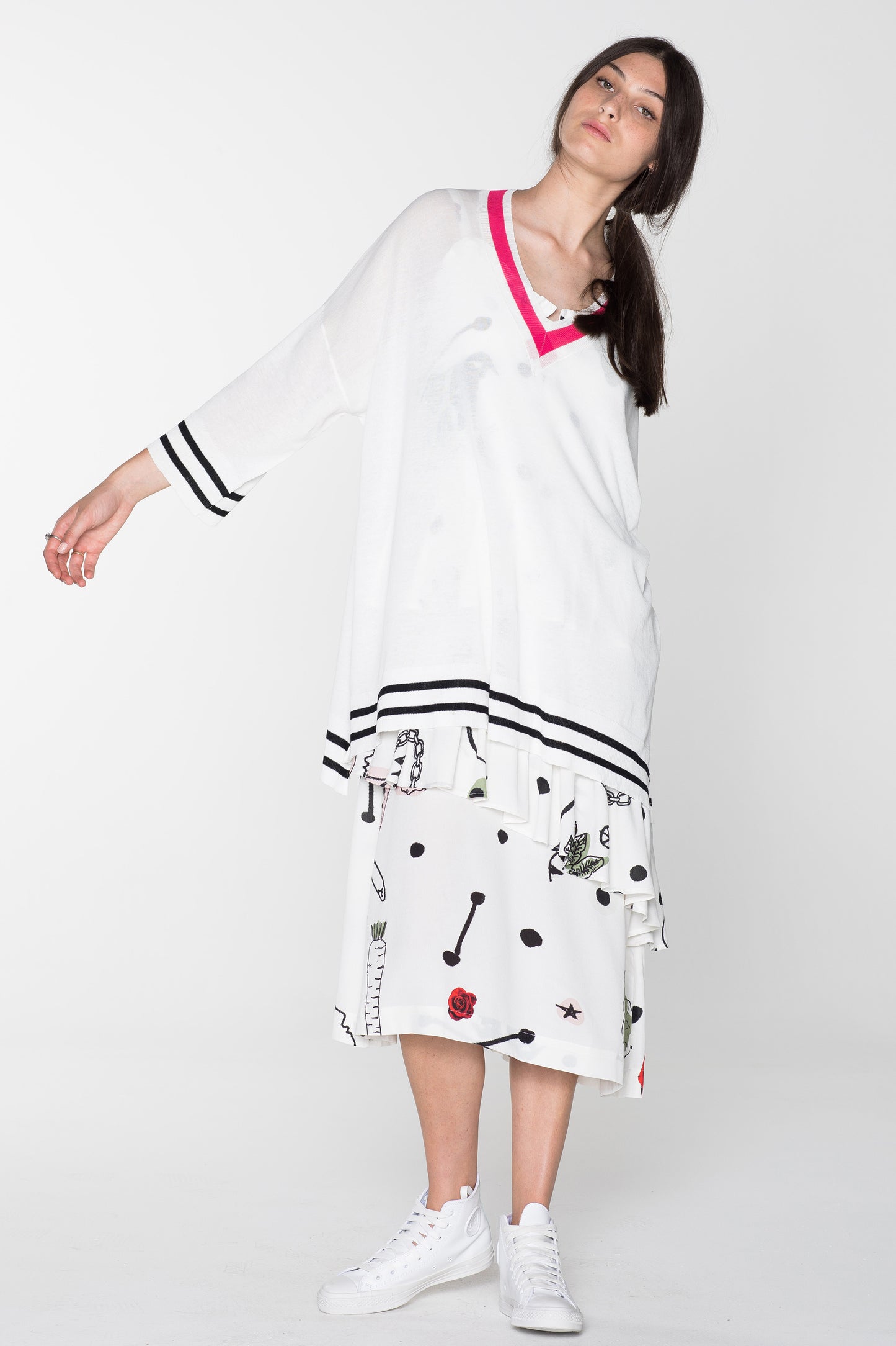 V KNIT- WHITE LINEN KNIT