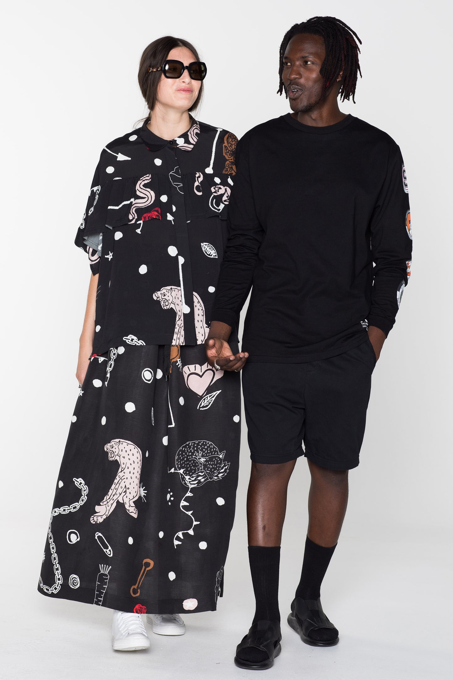 CREATURES BLOUSE - BLACK CHAIN N HOUND PRINT