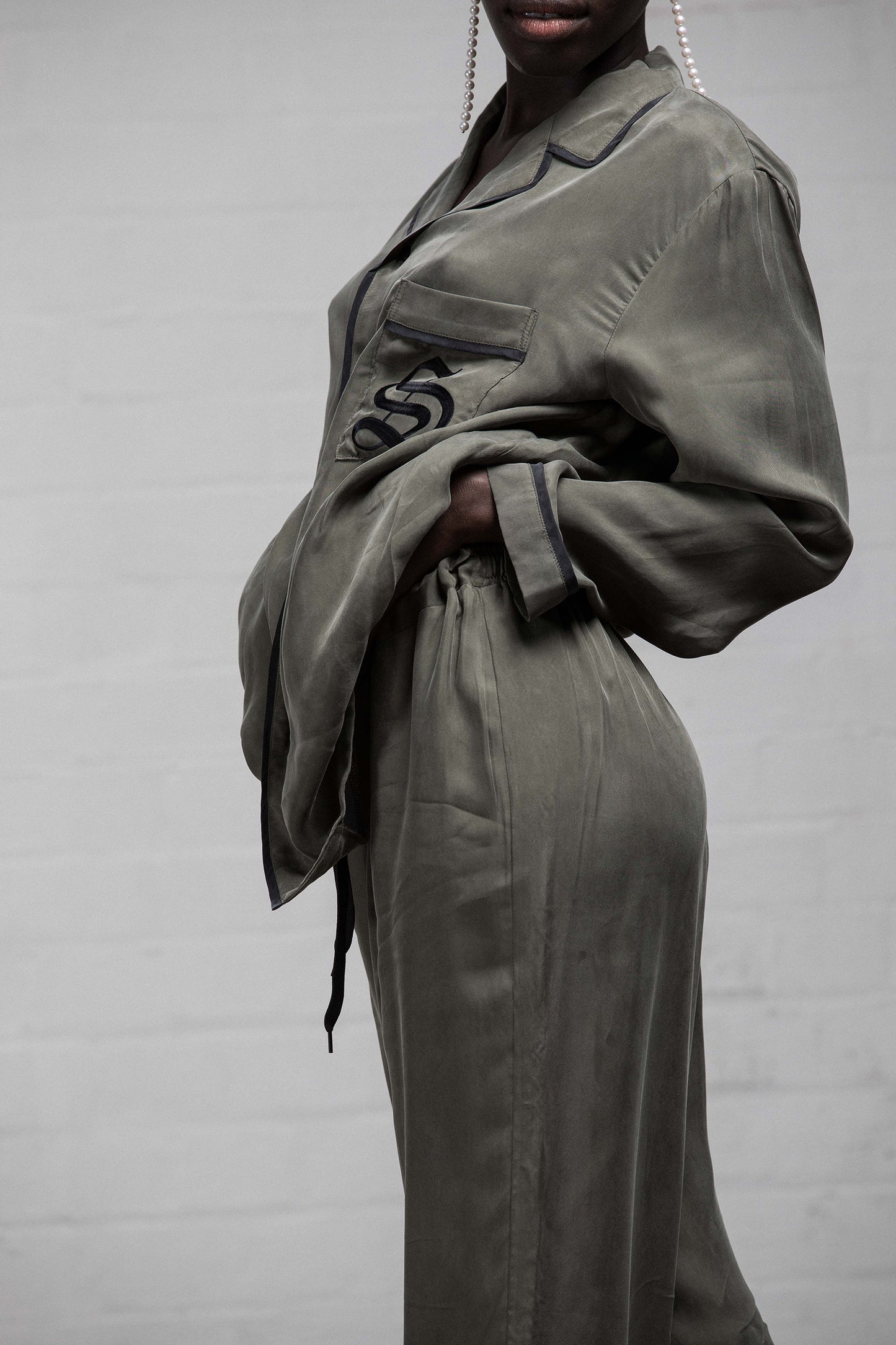 The Standard PJ Set - Khaki/Black