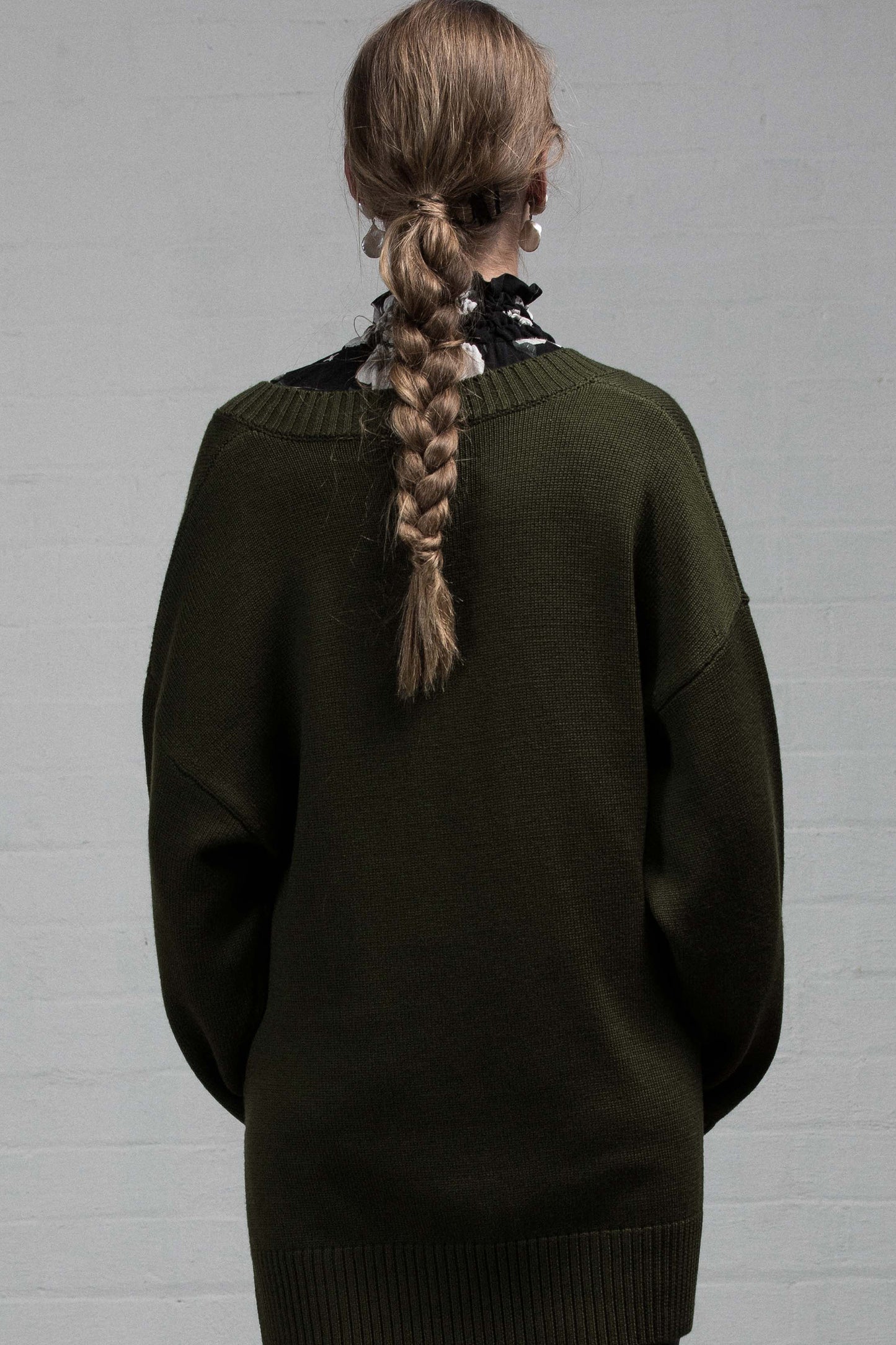 SILENT MAJORITY UNISEX JUMPER - KHAKI MERINO