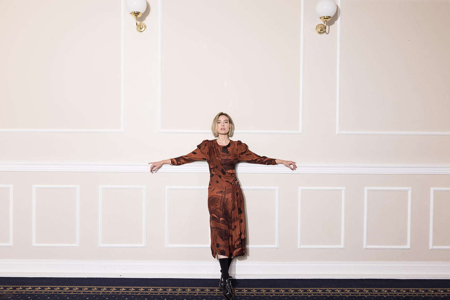 SERANADE SATURN DRESS REDWOOD PRINT SILK