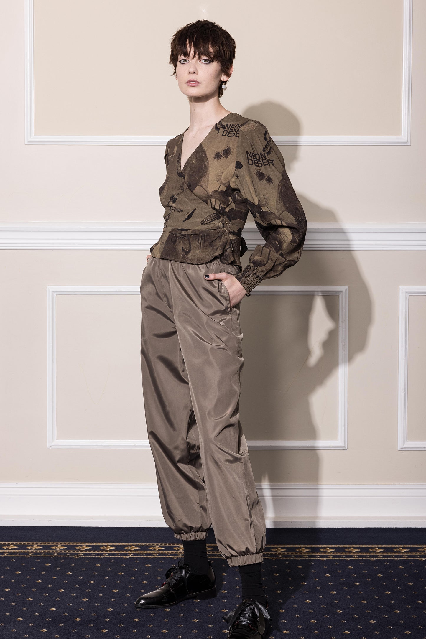 MOONRISING PANT COFFEE