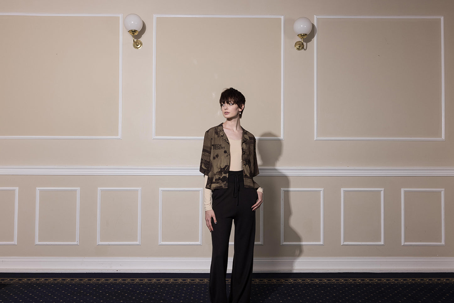 NEON DESERT BLOUSE - CHOCOLATE