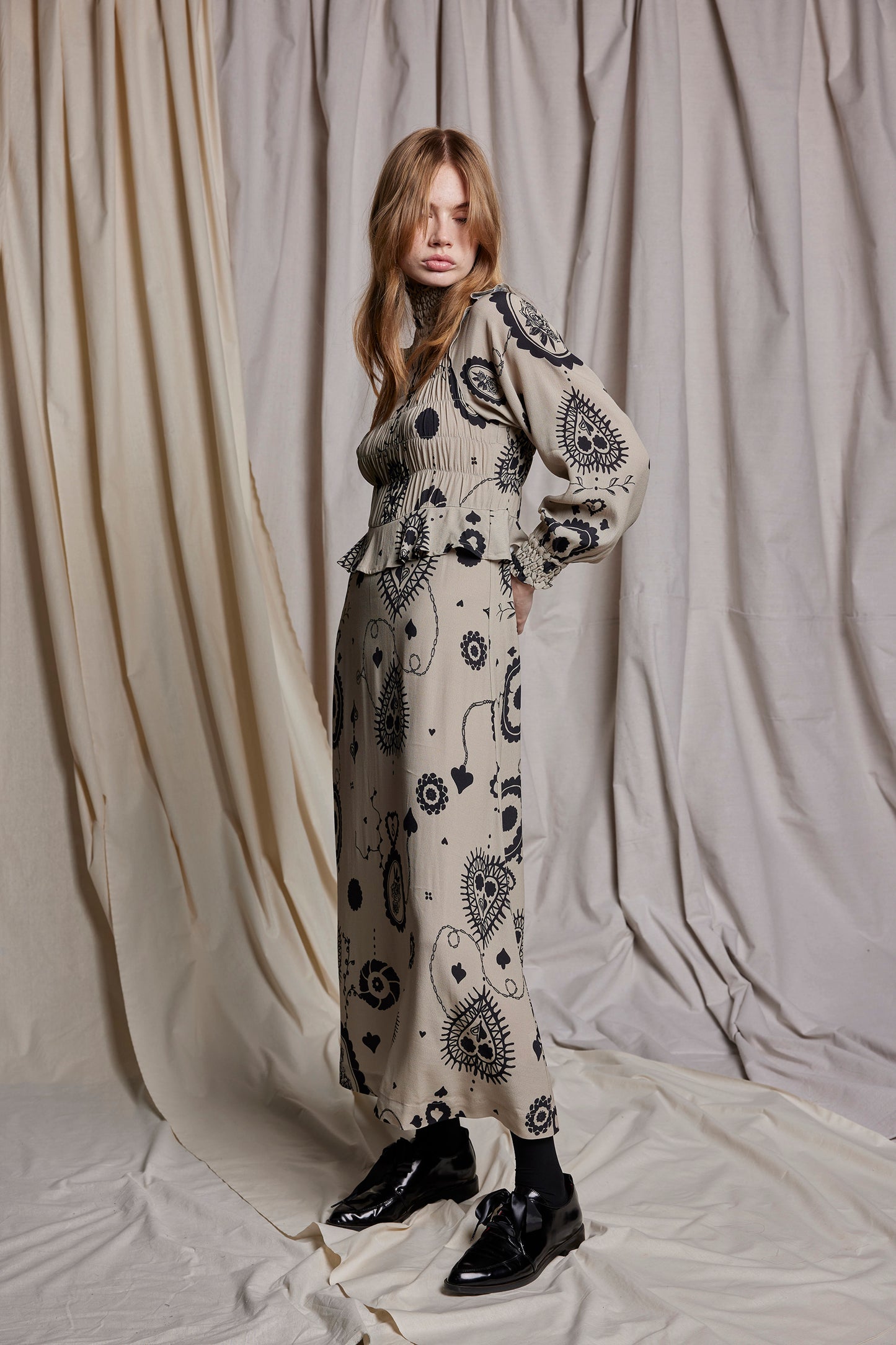 FEMME FATALE DRESS - STONE CAMEO PRINT