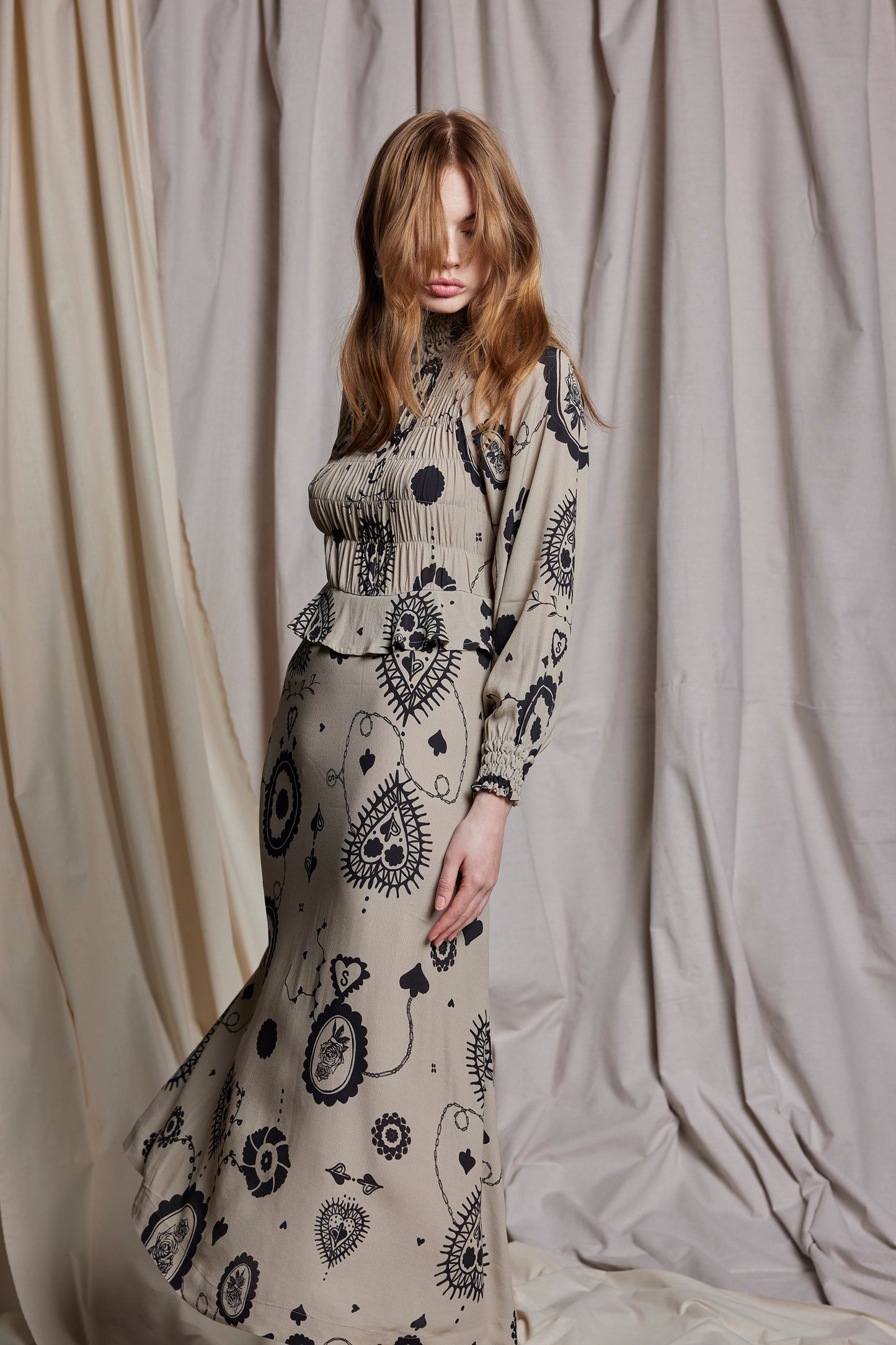 FEMME FATALE DRESS - STONE CAMEO PRINT
