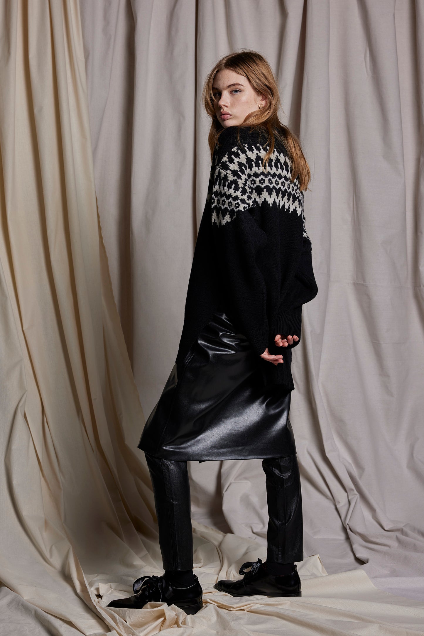 NORDIC NOIR JUMPER - MERINO