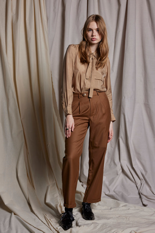 Violet Blouse - Beige
