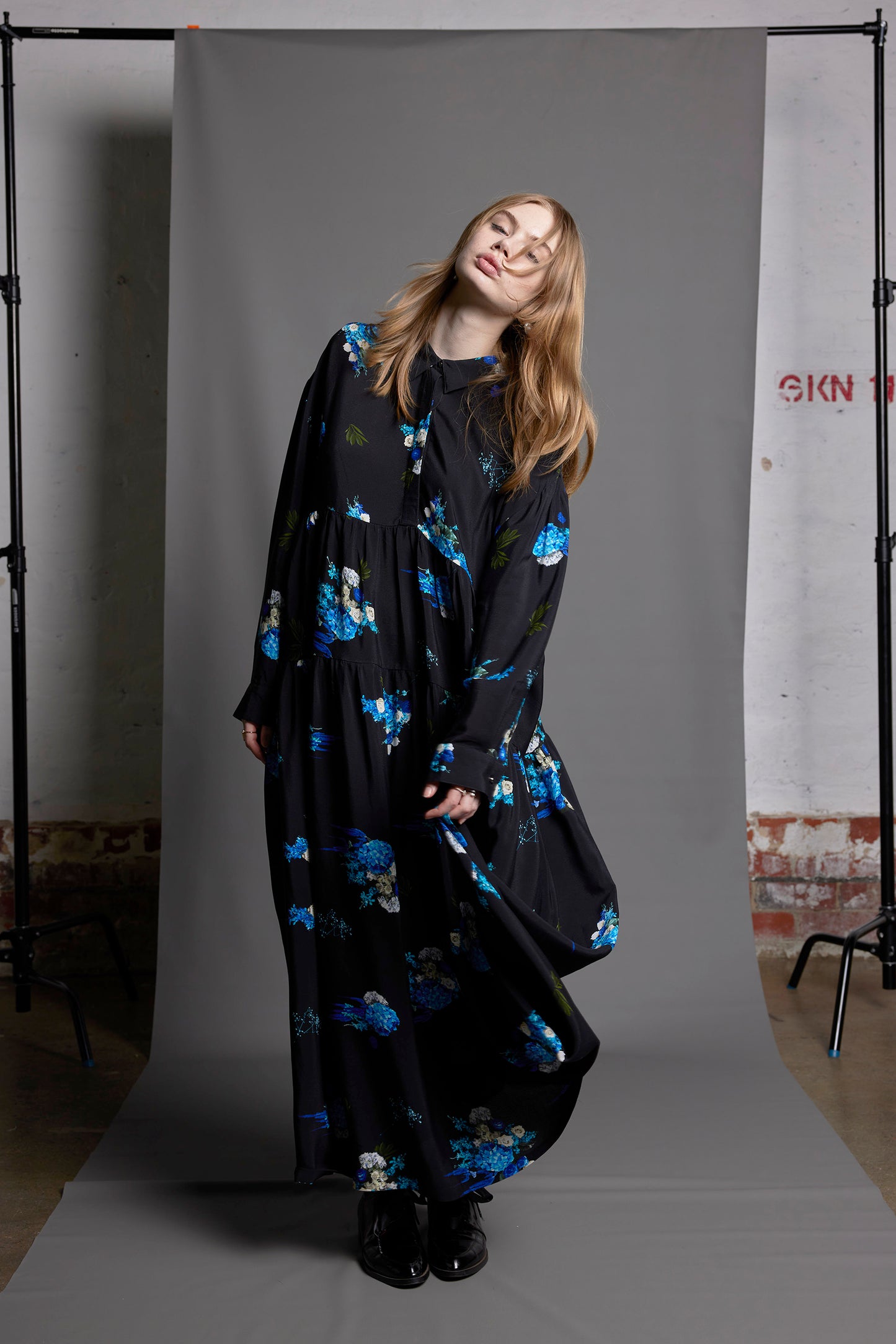 LOVE LIES BLEEDING DRESS - ELECTRIC BLUE PRINT