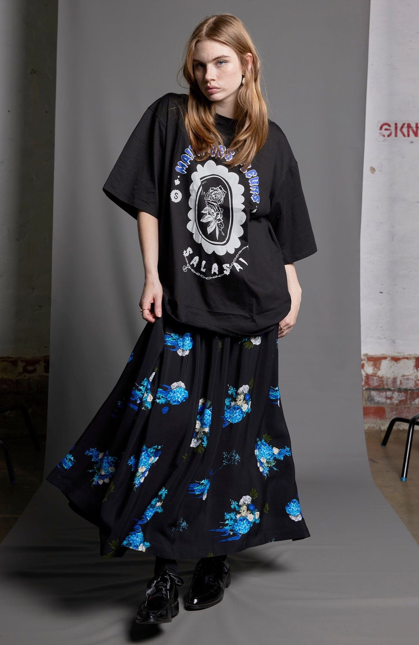 MAISON DES FLEURS UNISEX TEE - BLACK