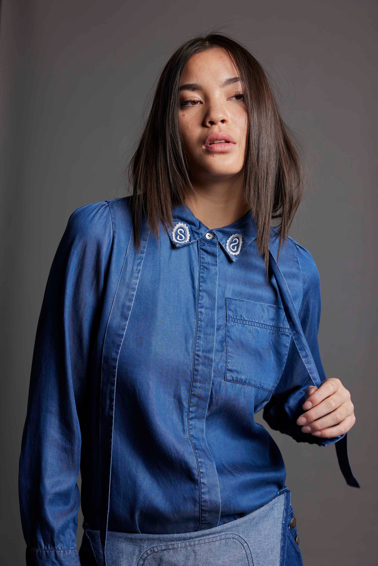 VIOLET BLOUSE - CHAMBRAY DENIM