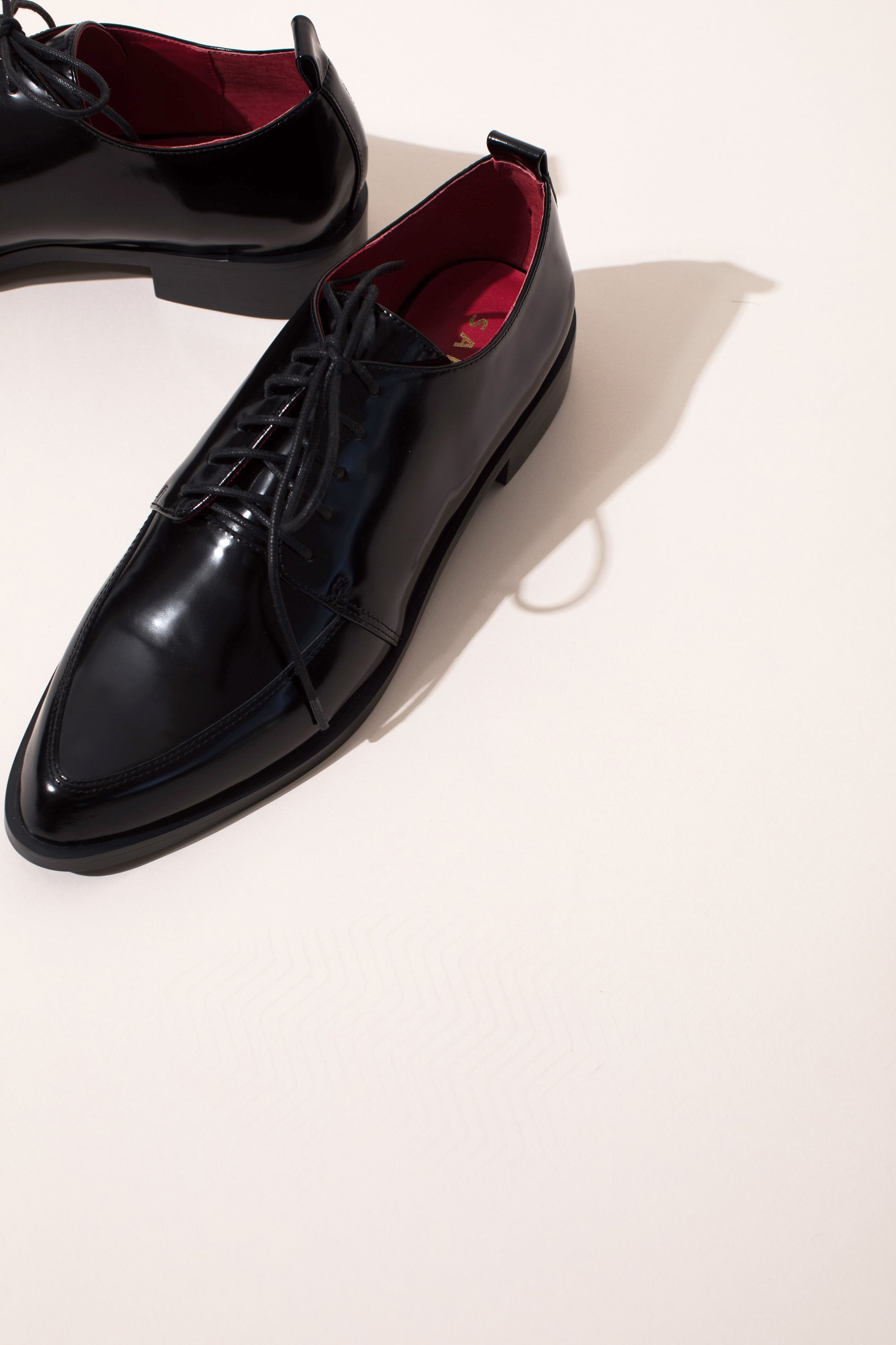 SILENCIO SHOE - BLACK ETHICAL LEATHER