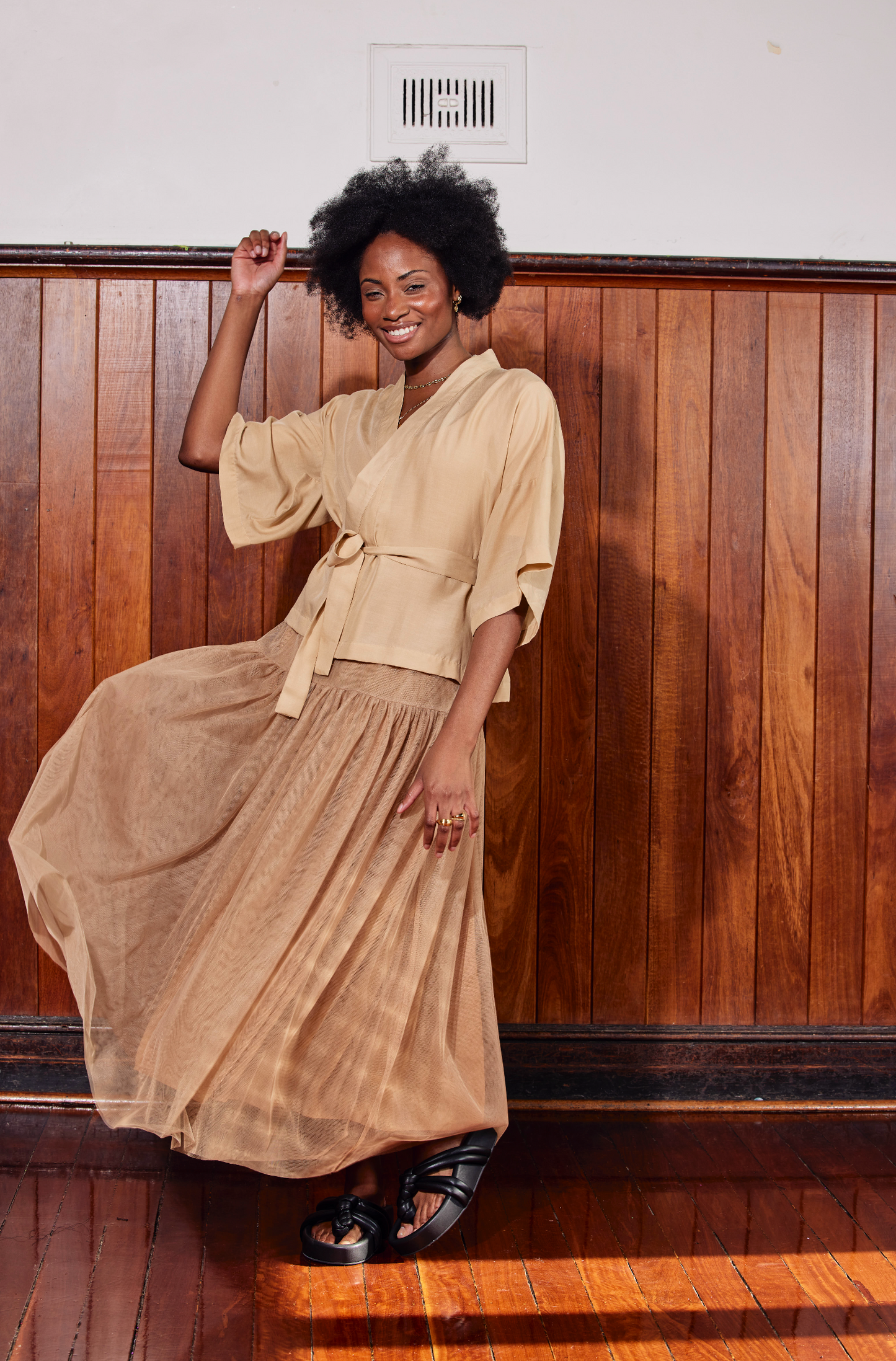 ISLAND TULLE SKIRT - BEIGE