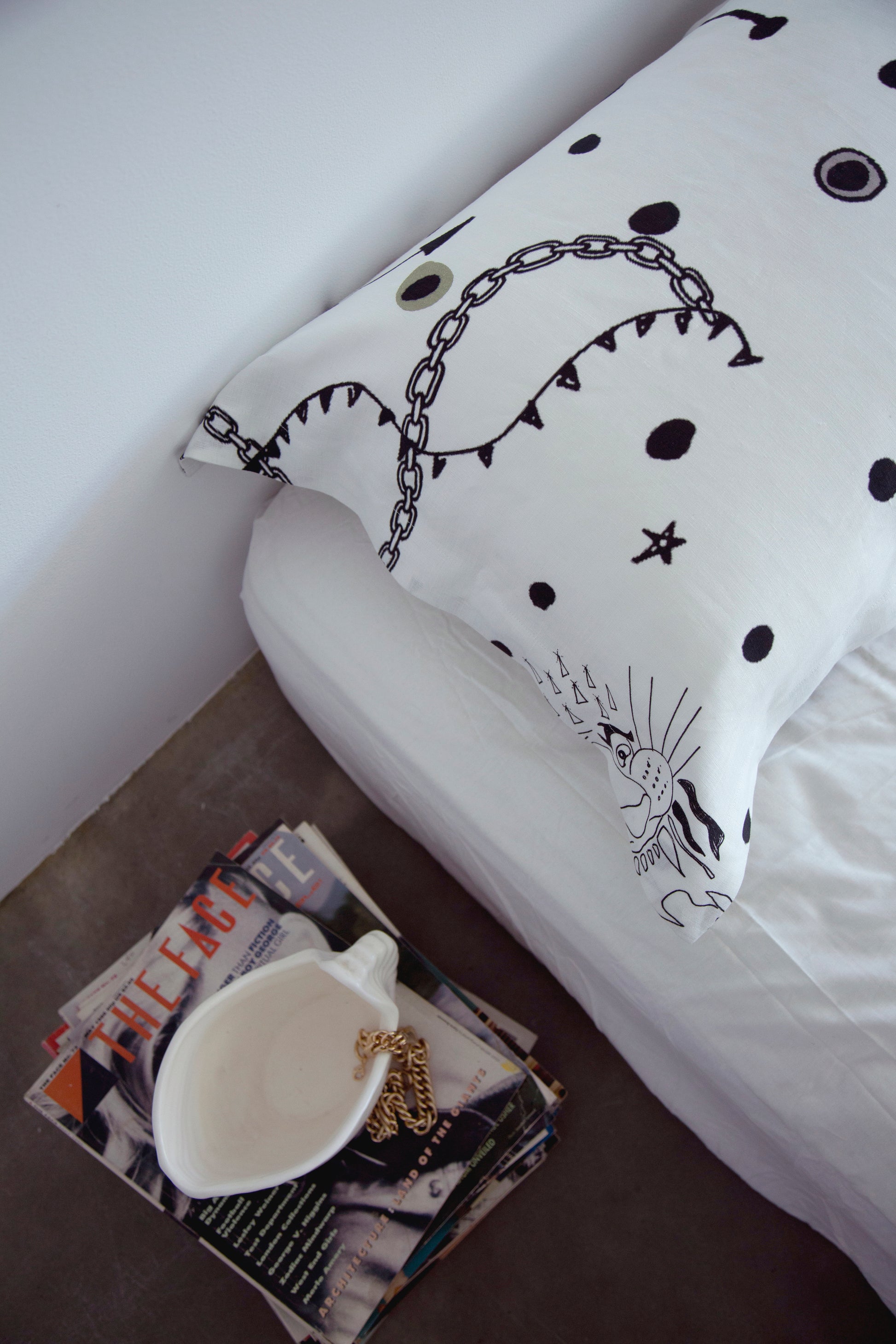 Syndicate Pillowcase Set, White