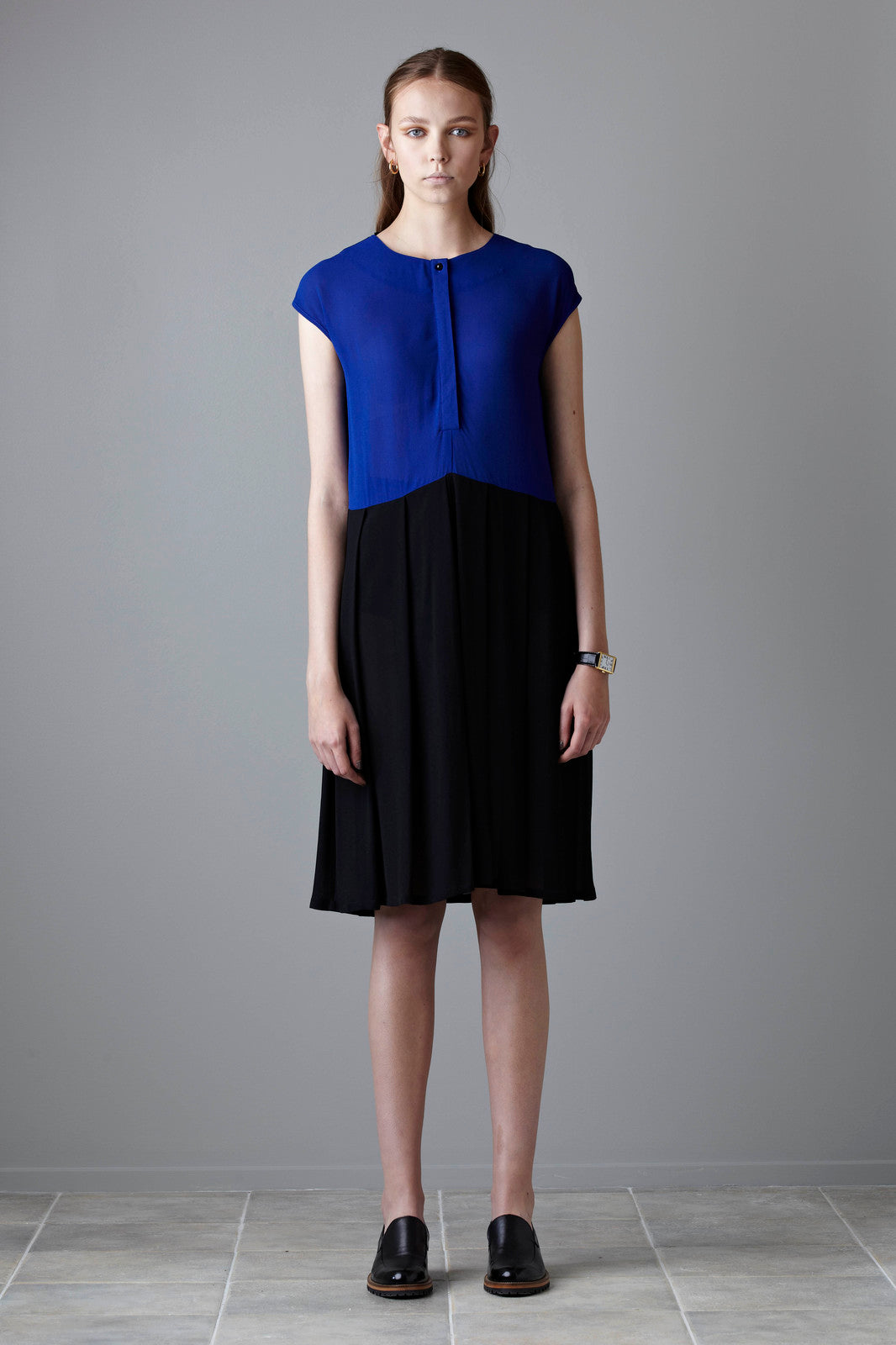 MAIDEN PLEAT DRESS