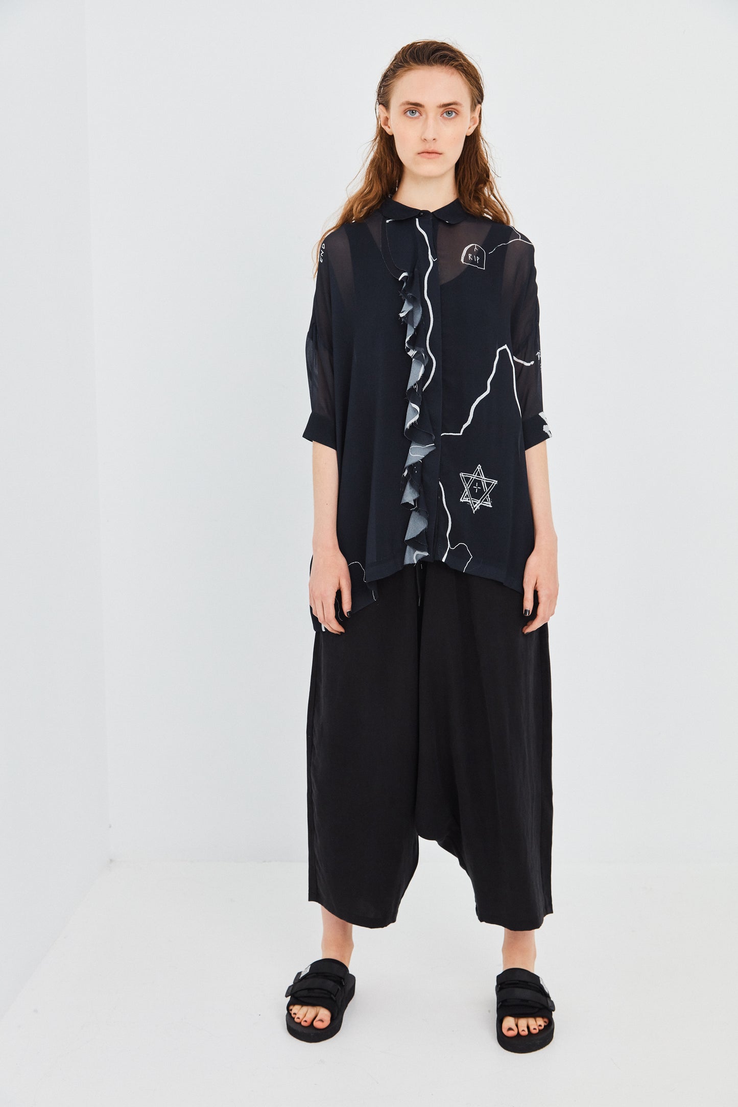 UNTITLED BLOUSE, BLACK