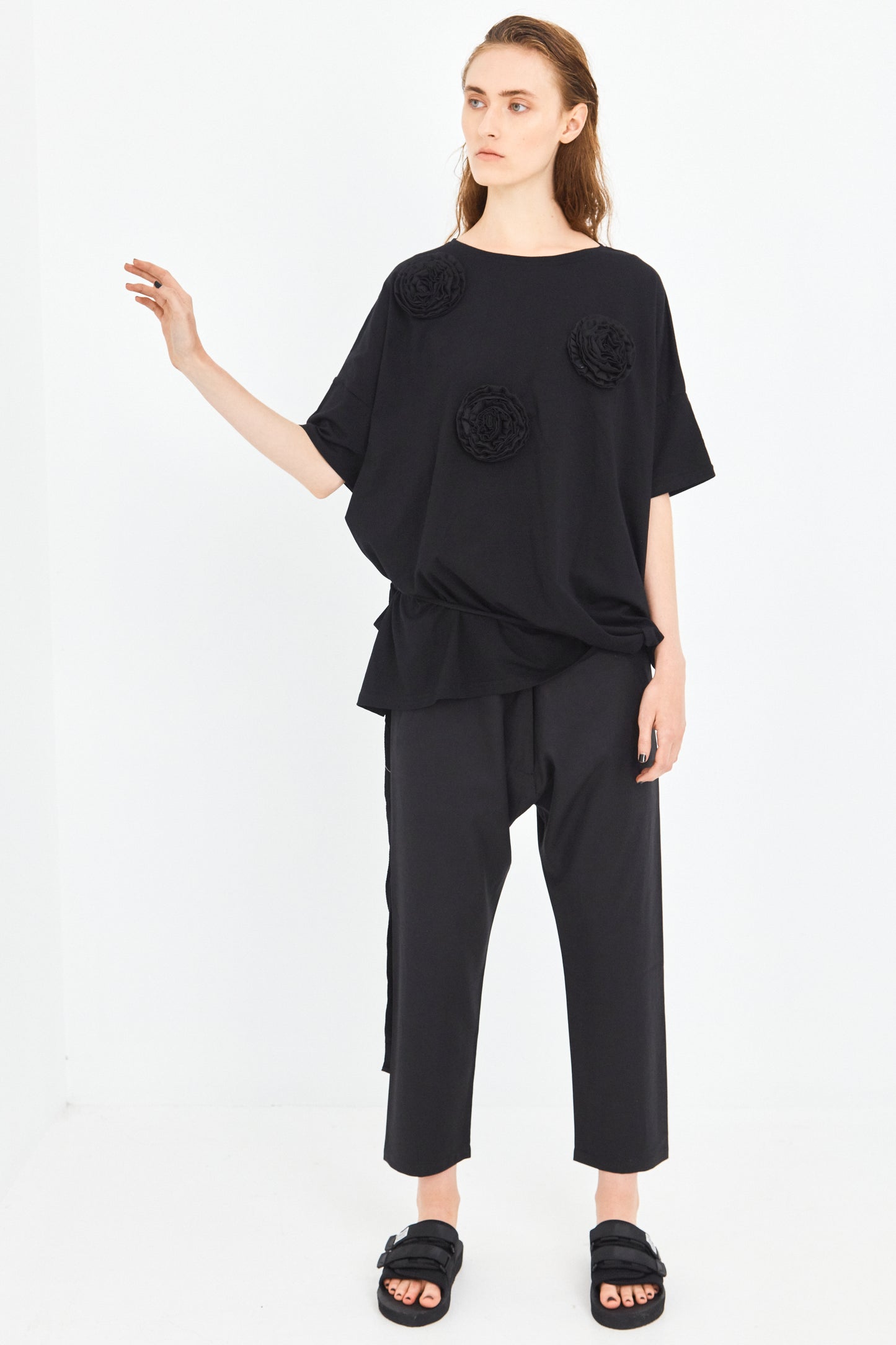 RAW FLOWER TEE, BLACK