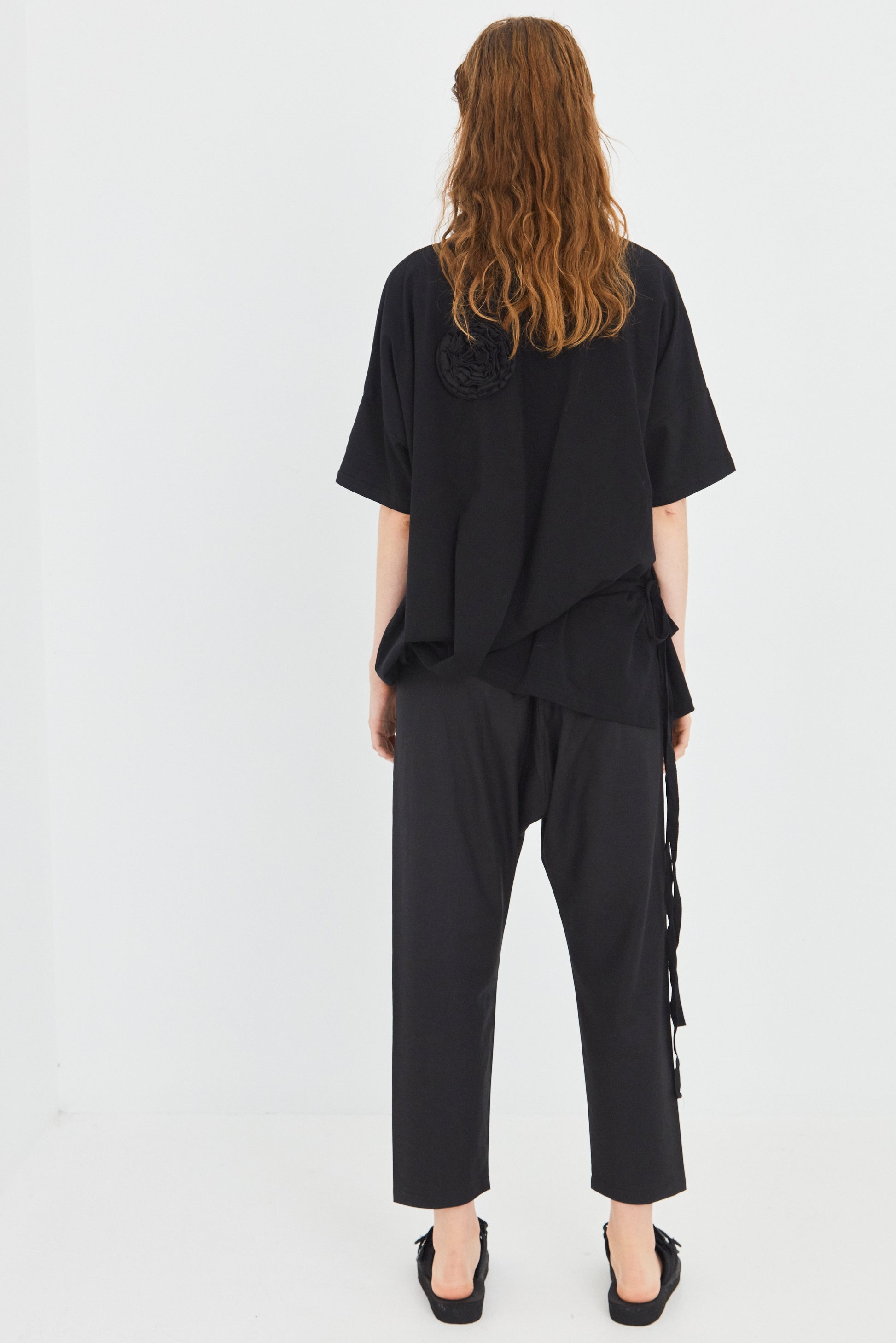 RAW FLOWER TEE, BLACK