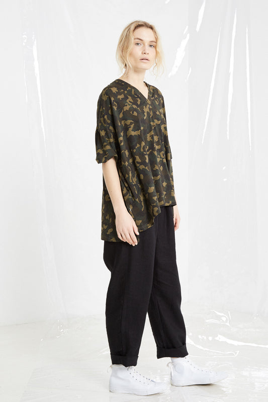ESTHER PANT