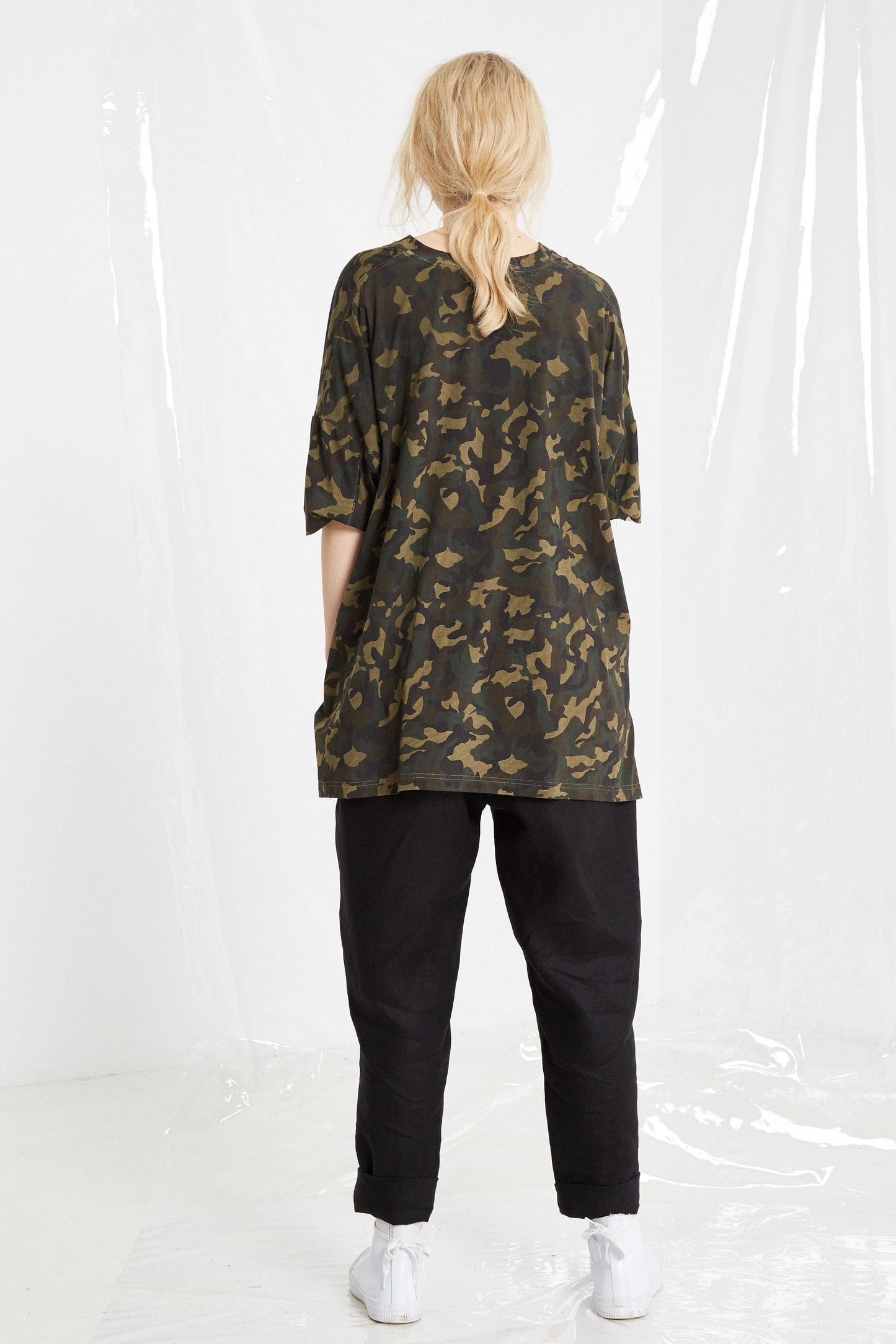 ESTHER PANT