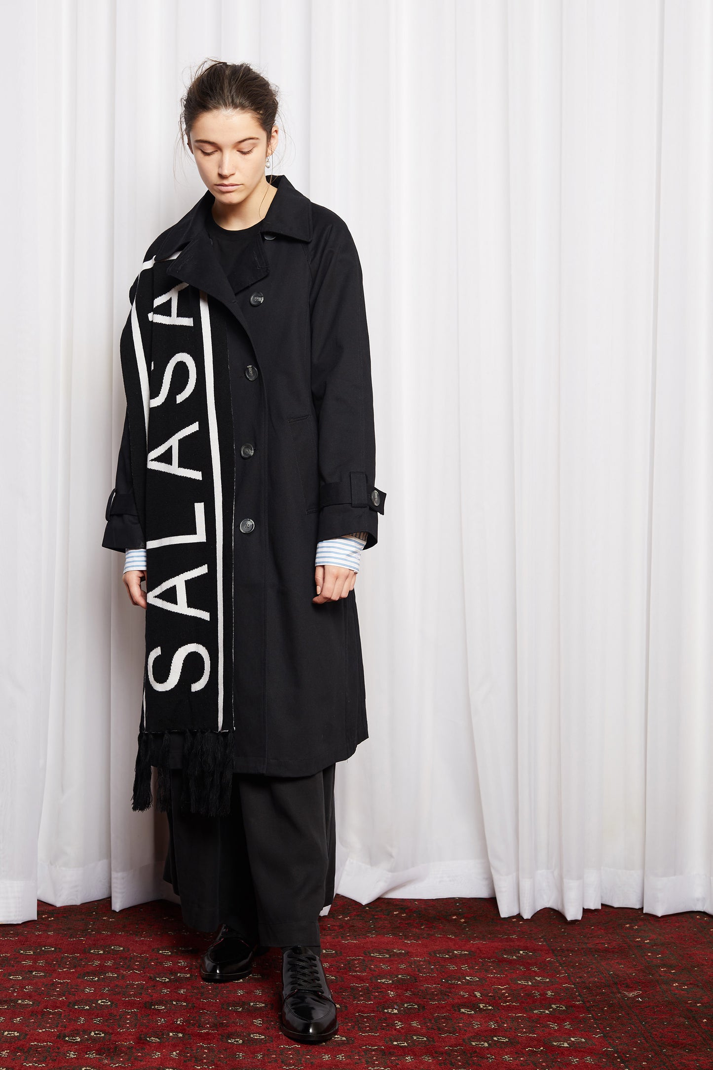 SCIFI SCARF - BLACK MERINO KNIT
