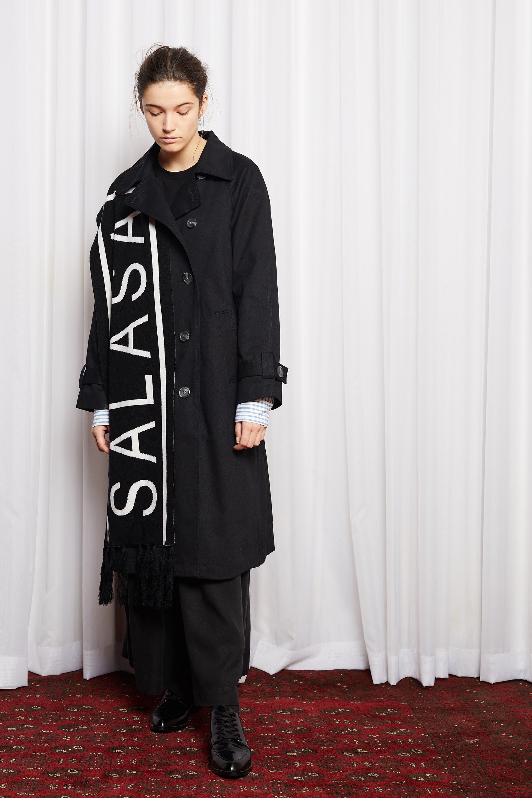 SCIFI SCARF - BLACK MERINO KNIT
