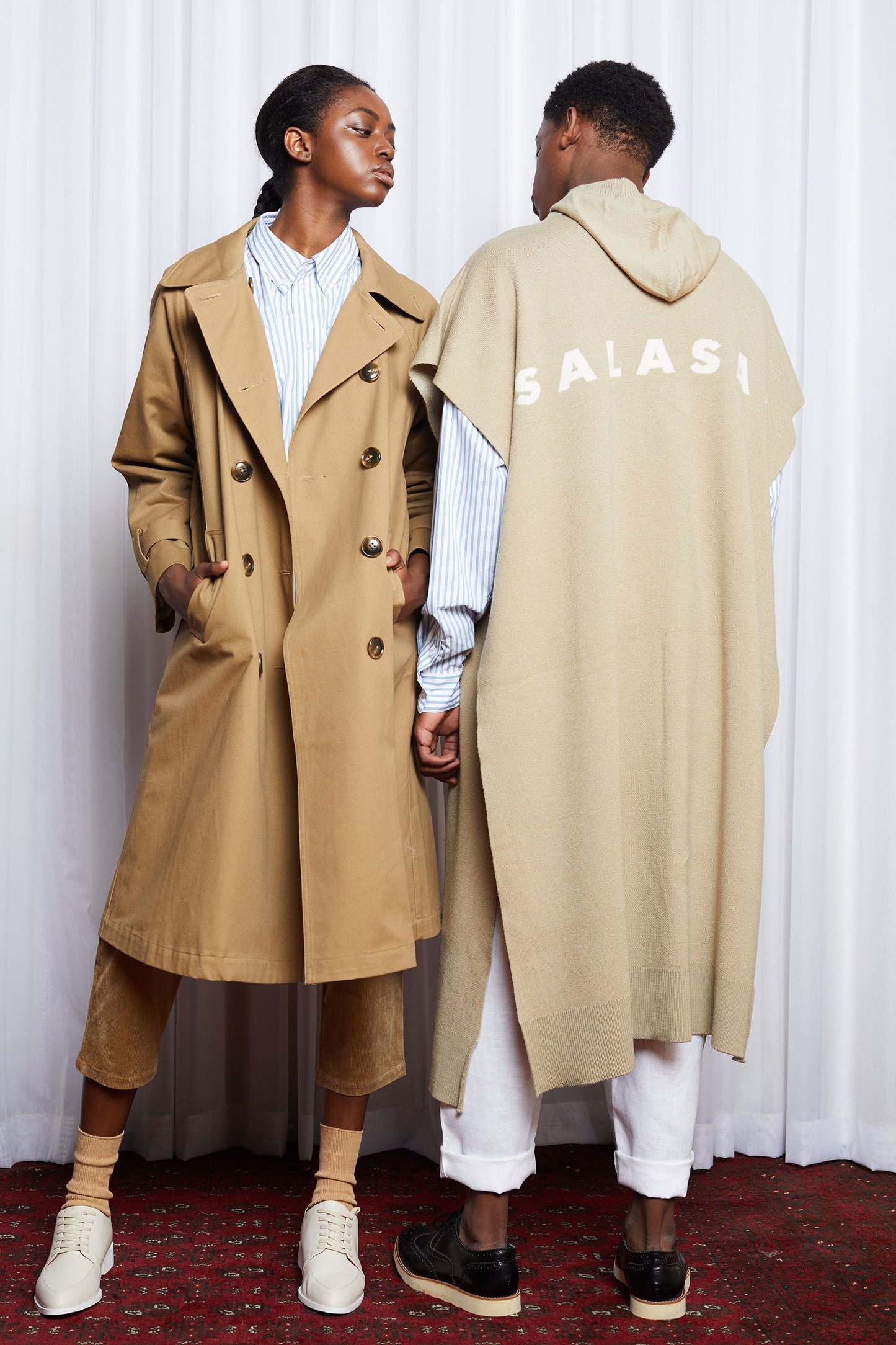 SCIFI PONCHO - BEIGE MERINO KNIT