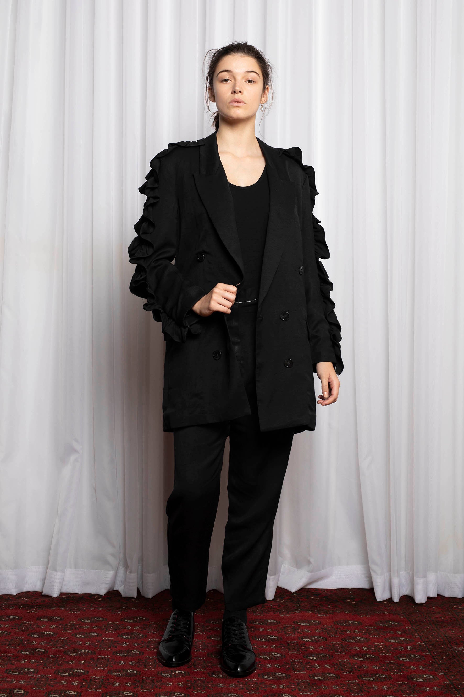 CULT CLASSIC BLAZER - BLACK