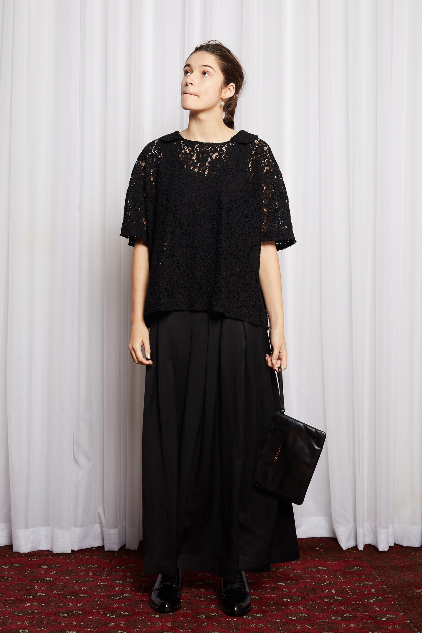 STORY LINE SHIFT - BLACK EMBROIDERY LACE (SAMPLE)